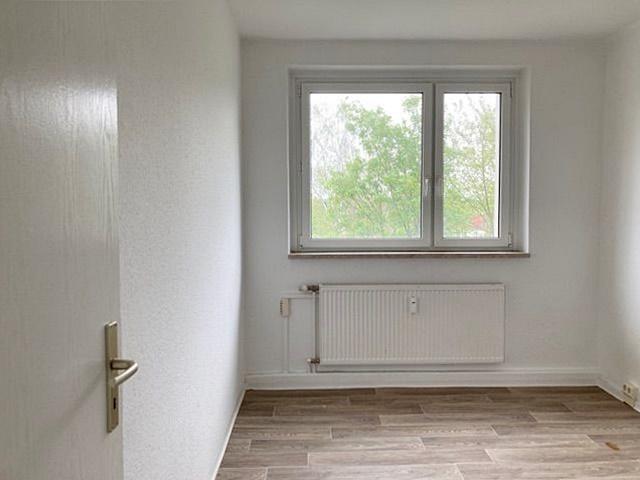 Etagenwohnung Hermsdorf - 4 Zimmer, 73 m&sup2;, 440&euro; | Angebot:23767567