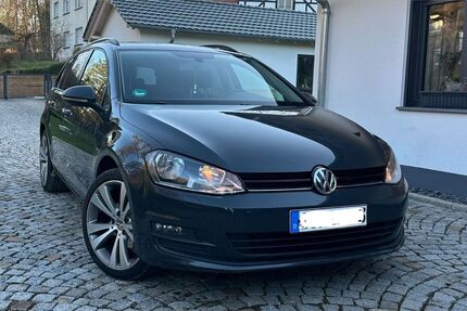 VW Golf 234.000 km 6.400 &euro; Münchenbernsdorf 07589