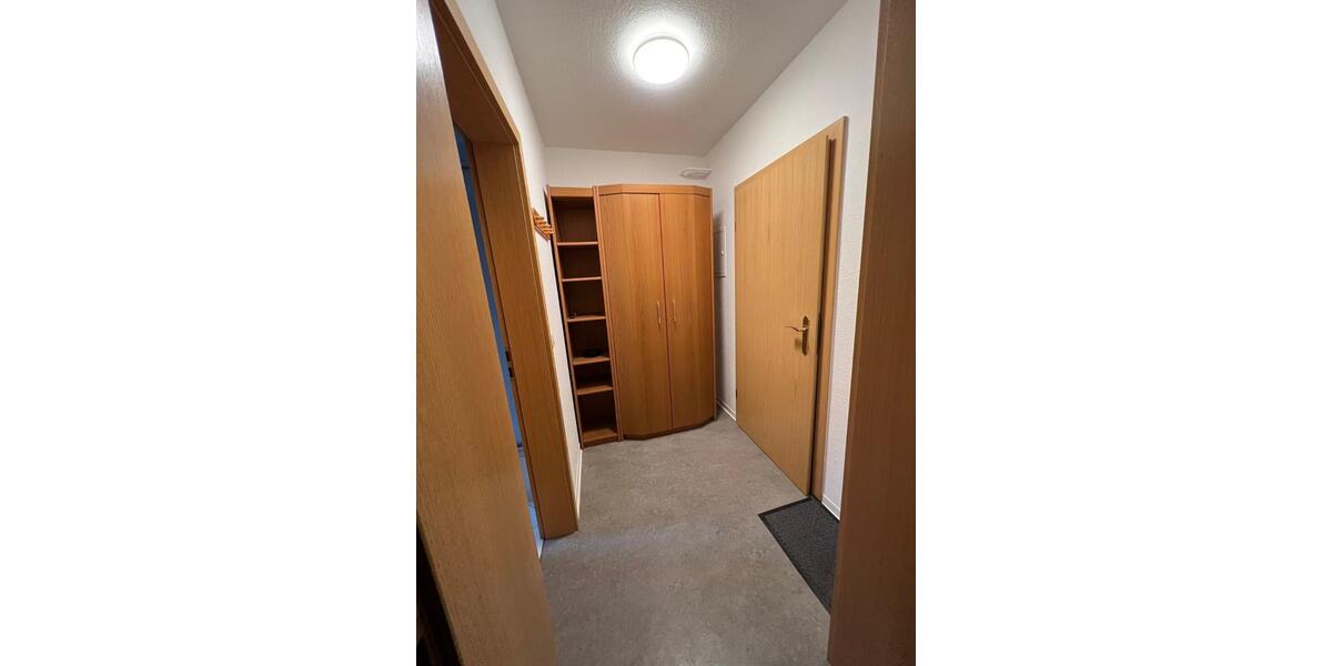 Etagenwohnung Zeitz - 1 Zimmer, 31 m&sup2;, 240&euro; | Angebot:26132549