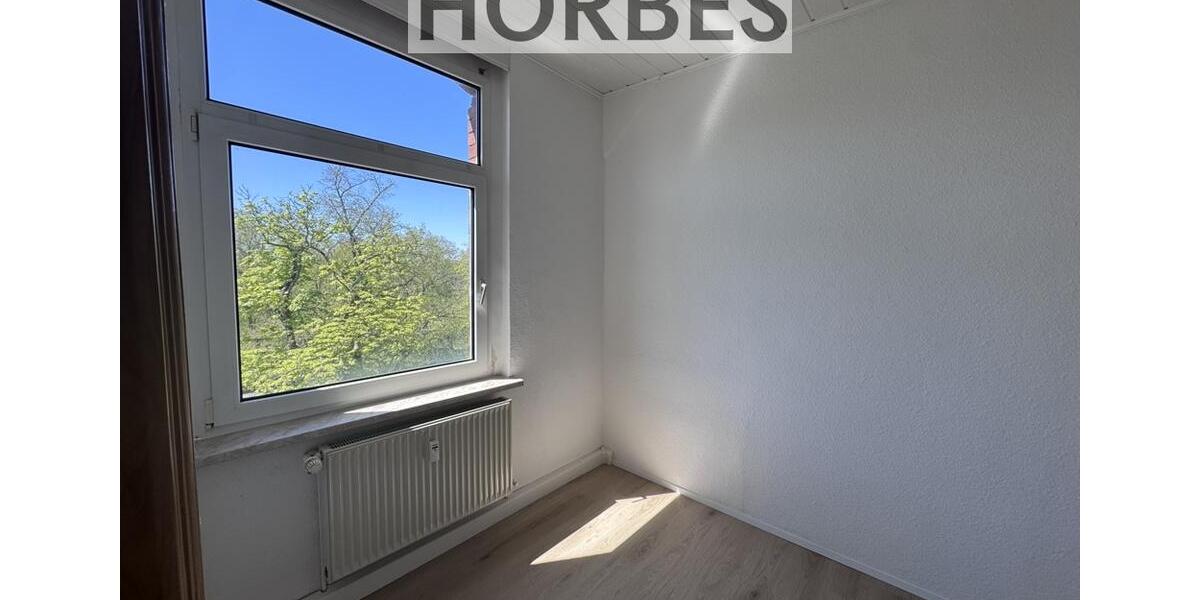 Dachgeschoßwohnung Meerane - 2 Zimmer, 54 m&sup2;, 350&euro; | Angebot:26384051