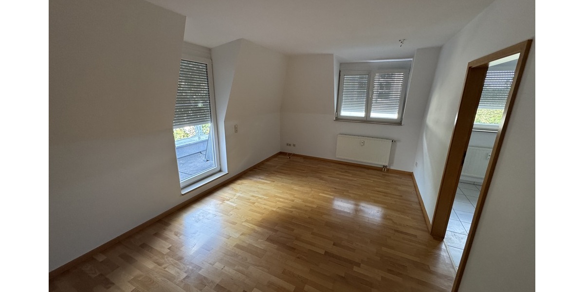 Vermietete Eigentumswohnung mit Stellplatz in ansprechender Wohngegend! - Anlageobjekt Gera Alt-Bieblach | Angebot:27280073