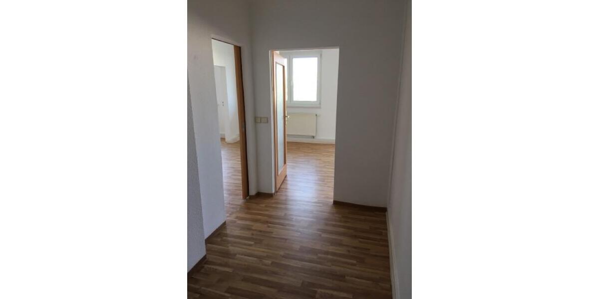 Etagenwohnung Gera Lusan - 2 Zimmer, 51 m&sup2;, 330&euro; | Angebot:26143771