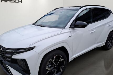 Hyundai TUCSON 2.500 km 38.490 € Crimmitschau 08451