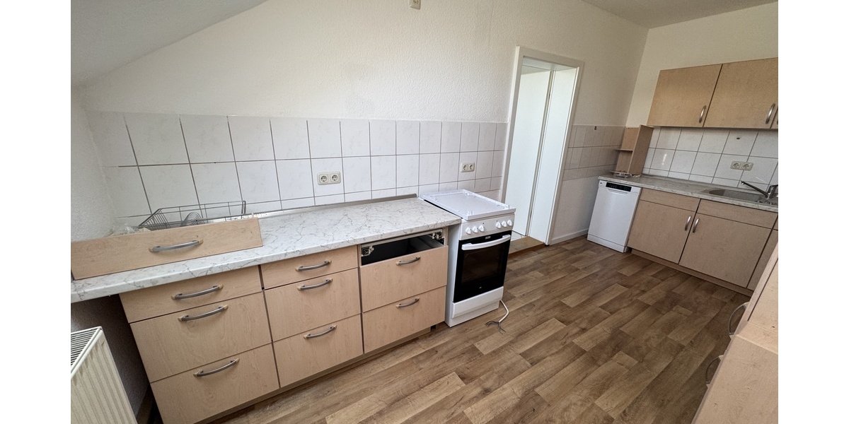 Mit Einbauküche! Preiswerte 2 DG-Zimmer Wohnung im Zentrum von Weida! - Dachgeschoßwohnung Weida Liebsdorf | Angebot:26146311