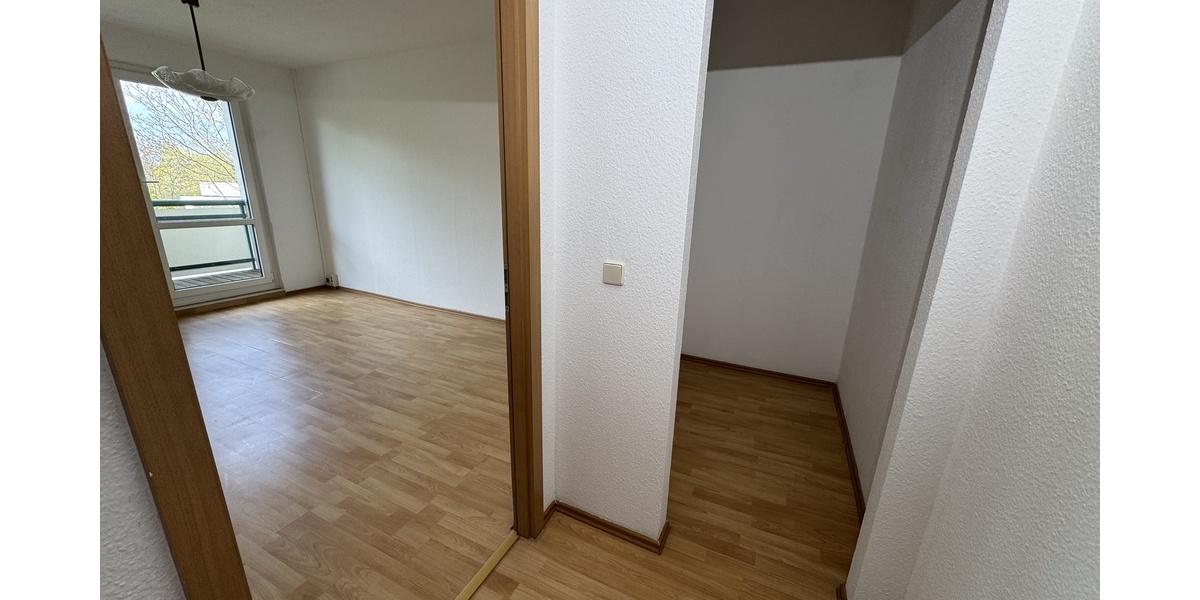 mit Wintergarten und Balkon: helle 2-Raum-Wohnung in Gera-Bieblach! - Erdgeschoßwohnung Gera Alt-Bieblach | Angebot:26374761
