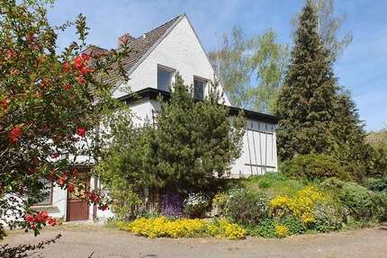 Haus Kretzschau - 4 Zimmer, 120 m&sup2;, 85.000&euro; | Angebot:26594717