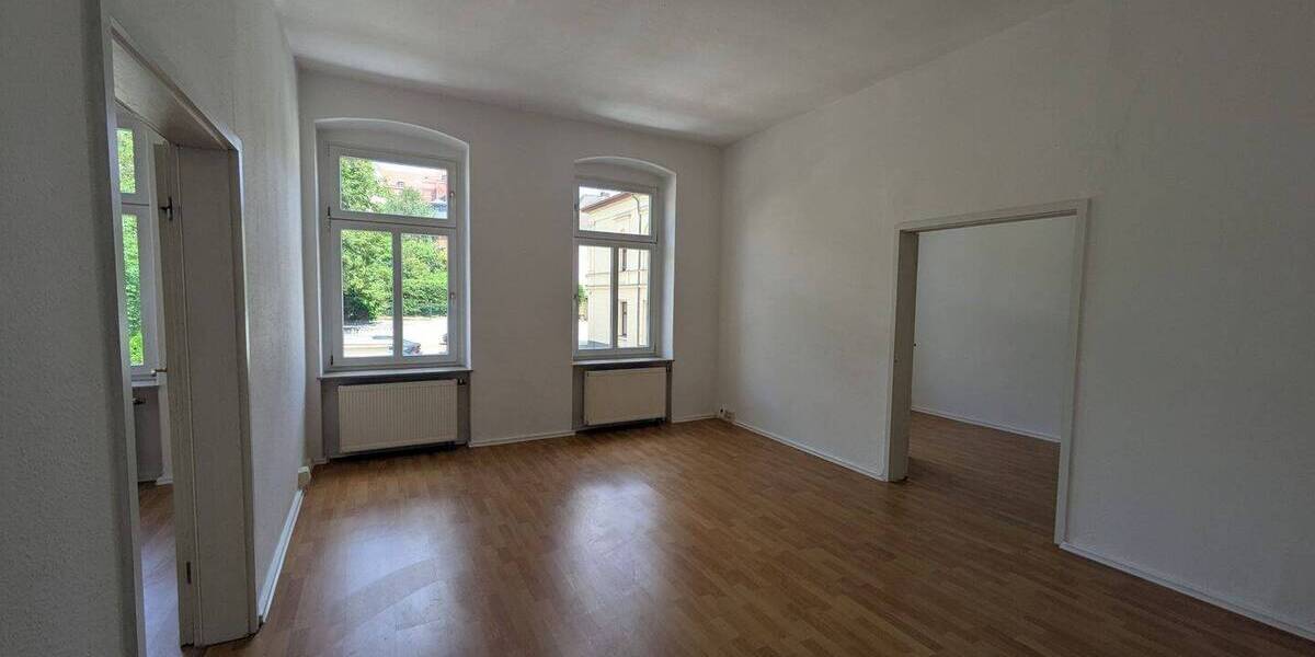 Gewerbeobjekt Gera Innenstadt - 4 Zimmer, 150 m&sup2;, 820&euro; | Angebot:26902495