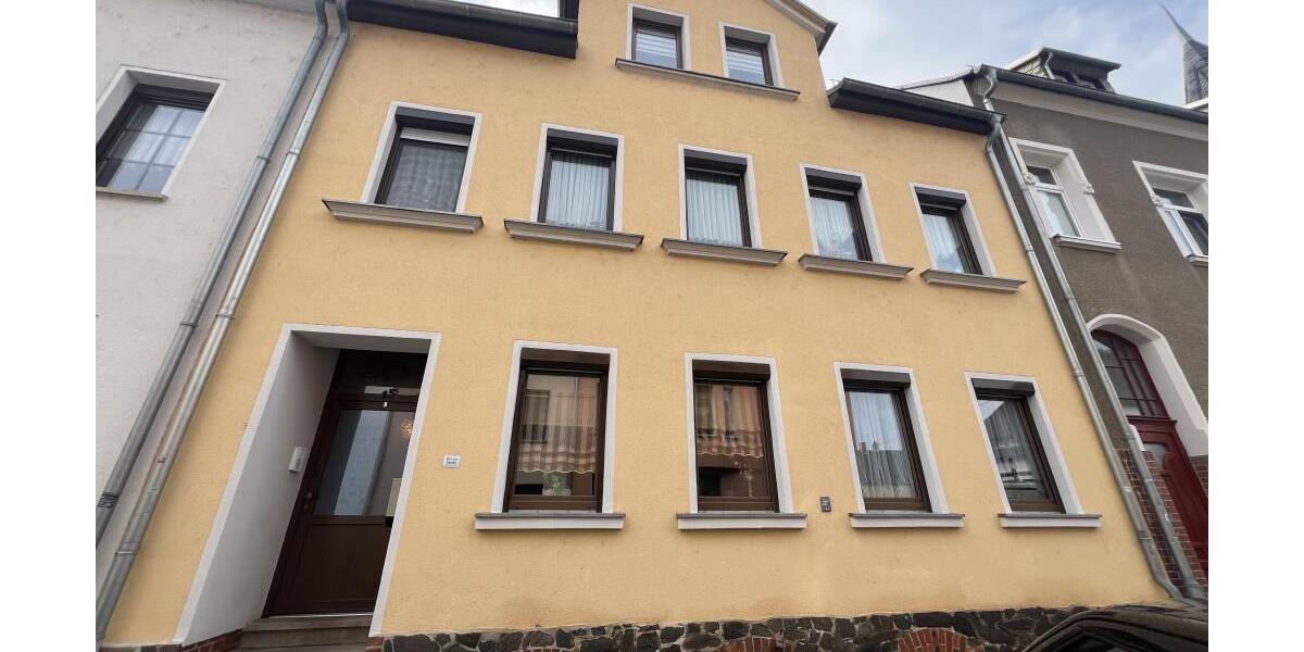 Ihre Chance in Weida – Mehrfamilienhaus in zentraler Lage mit Entwicklungspotenzial! *provisionsfrei - Mehrfamilienhaus, Wohnhaus Weida Liebsdorf | Angebot:27212503
