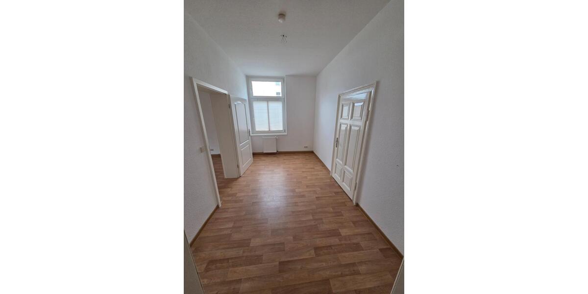 Erdgeschoßwohnung Zeitz - 4 Zimmer, 112 m&sup2;, 672&euro; | Angebot:26560362