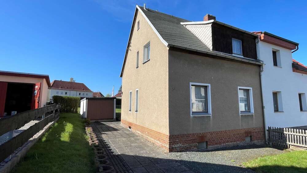 Einfamilienhaus Werdau - 3 Zimmer, 80 m&sup2;, 52.400&euro; | Angebot:26610217
