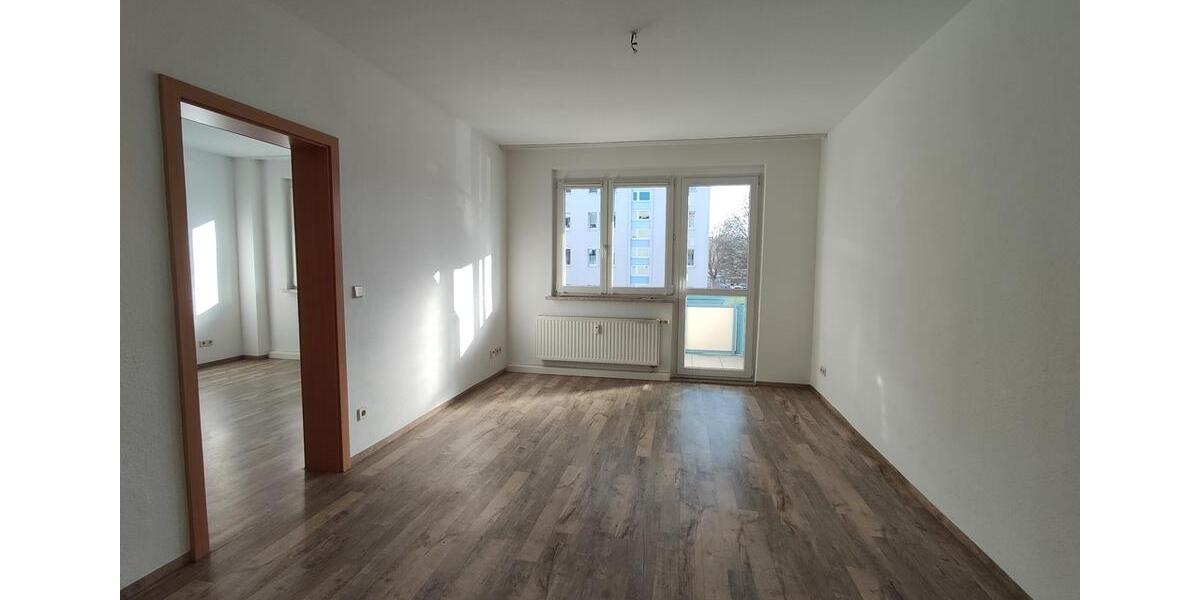 Etagenwohnung Gera Alt-Taubenpreskeln - 2 Zimmer, 49 m&sup2;, 318&euro; | Angebot:26672954