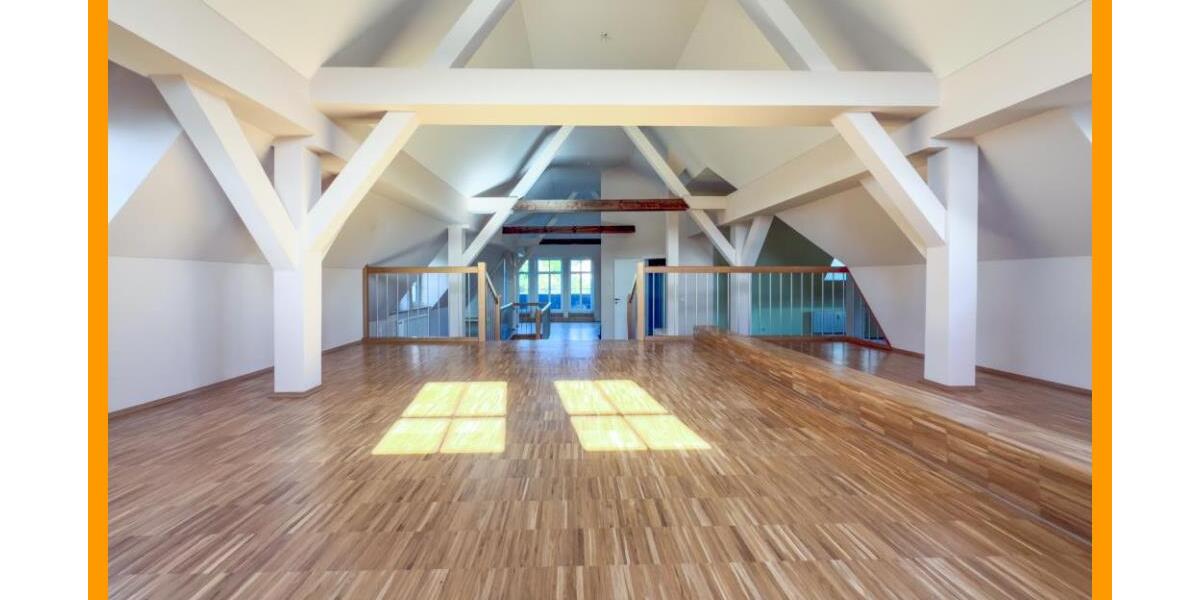 Wohnen mal anders! Imposante Dachgeschosswohnung mit Balkon und Aufzug! - Etagenwohnung Gera | Angebot:26131791