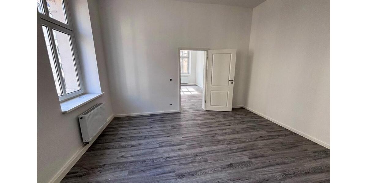 Etagenwohnung Gera - 3 Zimmer, 97 m&sup2;, 800&euro; | Angebot:26669562