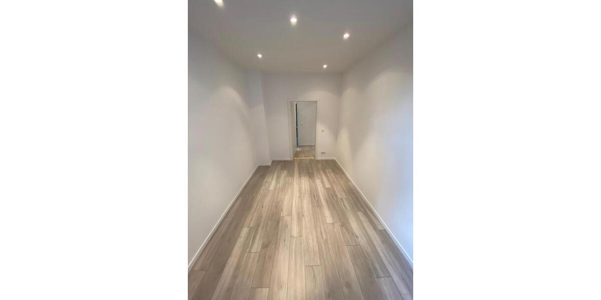 Außergewöhnlich wohnen! Großzügige 4-Raum-Wohnung mit Wohnküche, Komfortbad und Stellplatz in Gera. - Etagenwohnung Gera Ostviertel | Angebot:27284787