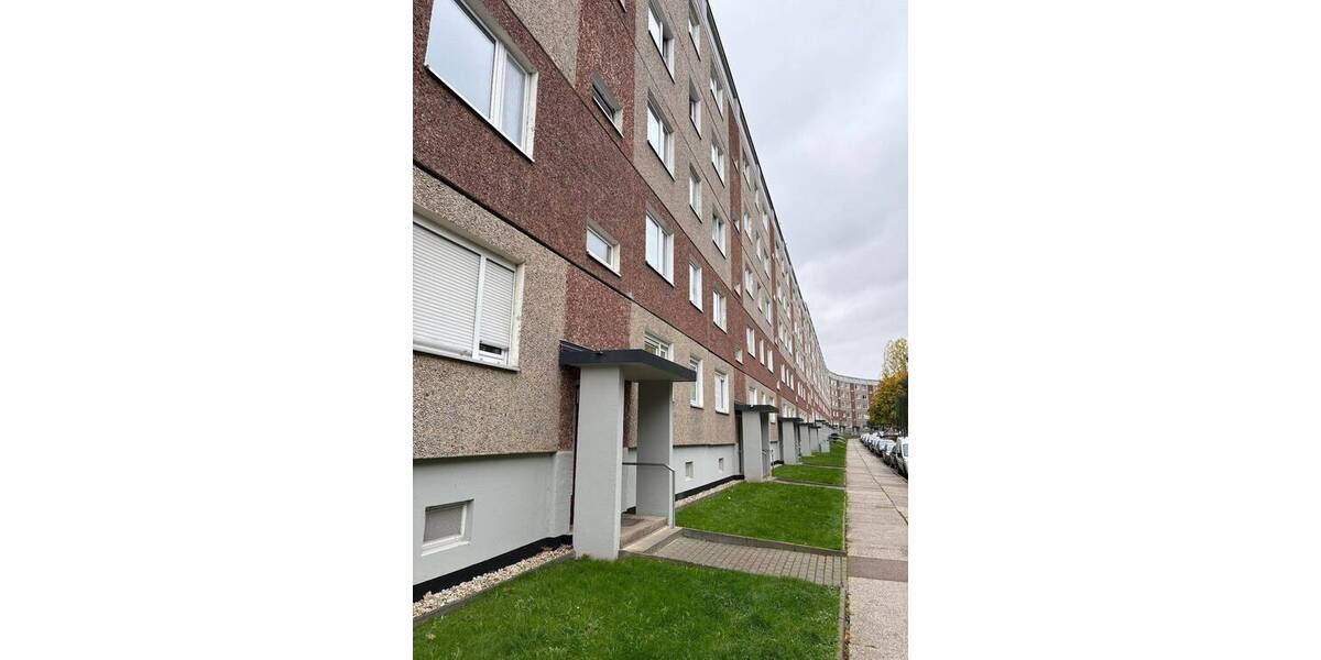 Etagenwohnung Gera Lusan - 4 Zimmer, 87 m&sup2;, 415&euro; | Angebot:26797088