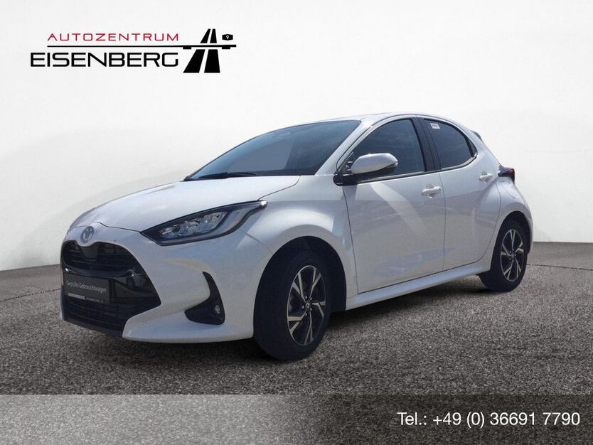 Toyota Yaris 1.100 km 22.630 € Petersberg 07616