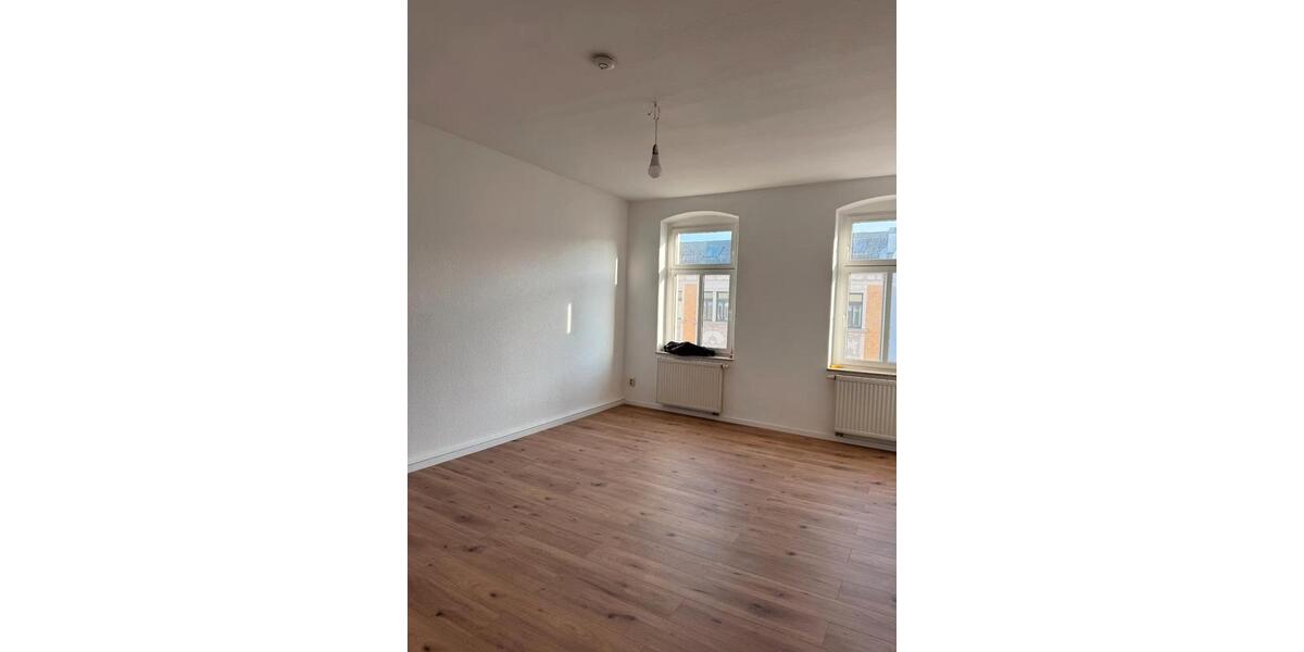 Etagenwohnung Gera Alt-Bieblach - 4 Zimmer, 100 m&sup2;, 646&euro; | Angebot:26698307
