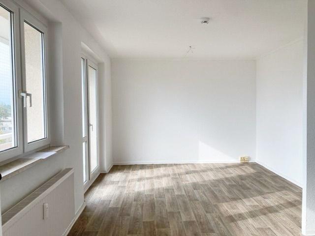 Etagenwohnung Hermsdorf - 4 Zimmer, 73 m&sup2;, 440&euro; | Angebot:26382389