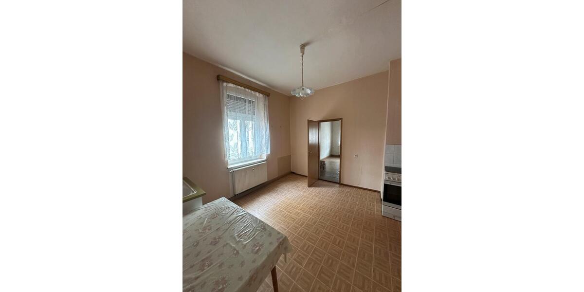 Mehrfamilienhaus, Wohnhaus Crimmitschau - 13 Zimmer, 240 m&sup2;, 45.000&euro; | Angebot:25961759