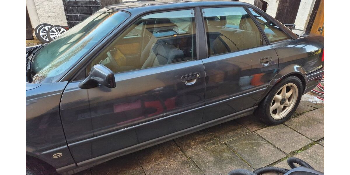 Audi 80 234.000 km 4.500 &euro; Lederhose 07589