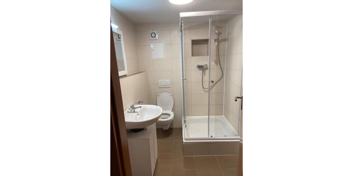 Etagenwohnung Gera Debschwitz - 2 Zimmer, 55 m&sup2;, 670&euro; | Angebot:25369396