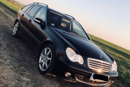 Mercedes-Benz C 200 255.524 km 2.000 &euro; Droyßig 06722