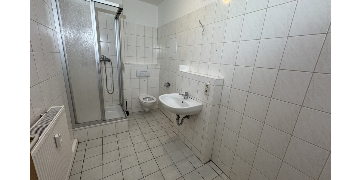 helle 2-Raum-Wohnung mit Wintergarten und Blick ins Grüne: in Gera-Bieblach! - Erdgeschoßwohnung Gera Alt-Bieblach | Angebot:26339853