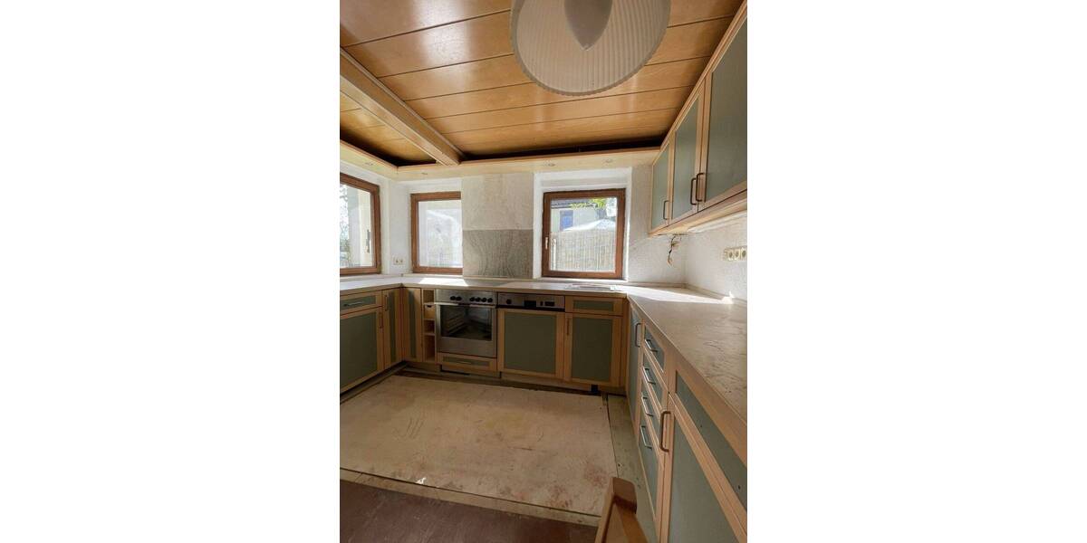 Einfamilienhaus Meerane Crotenlaide - 6 Zimmer, 150 m&sup2;, 49.000&euro; | Angebot:26499675