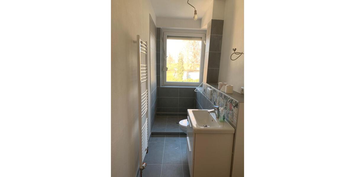 Etagenwohnung Rositz - 3 Zimmer, 65 m&sup2;, 45.000&euro; | Angebot:23187798