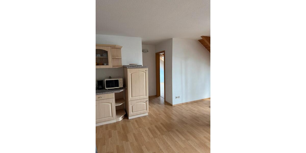 Etagenwohnung Schmölln - 1 Zimmer, 46 m&sup2;, 437&euro; | Angebot:26444477