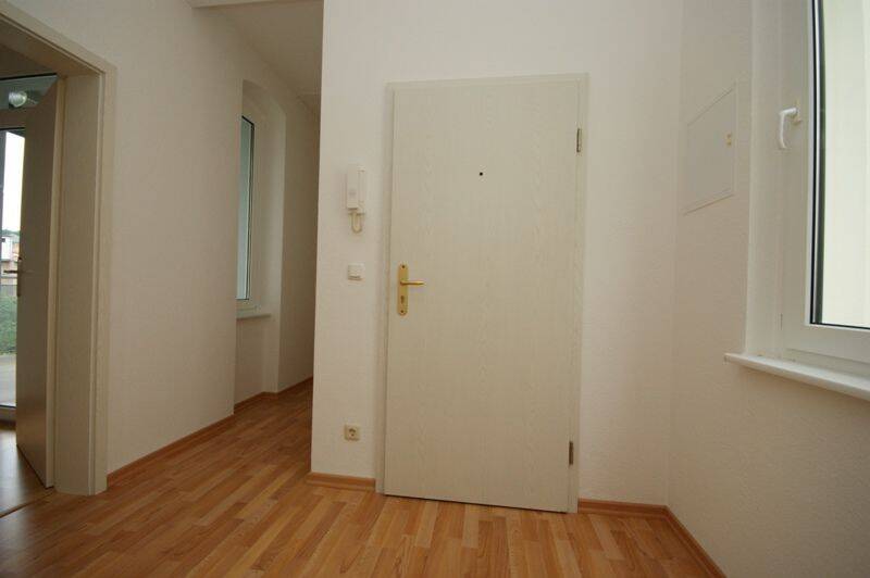 Etagenwohnung Gera Debschwitz - 2 Zimmer, 44 m&sup2;, 275&euro; | Angebot:26573435