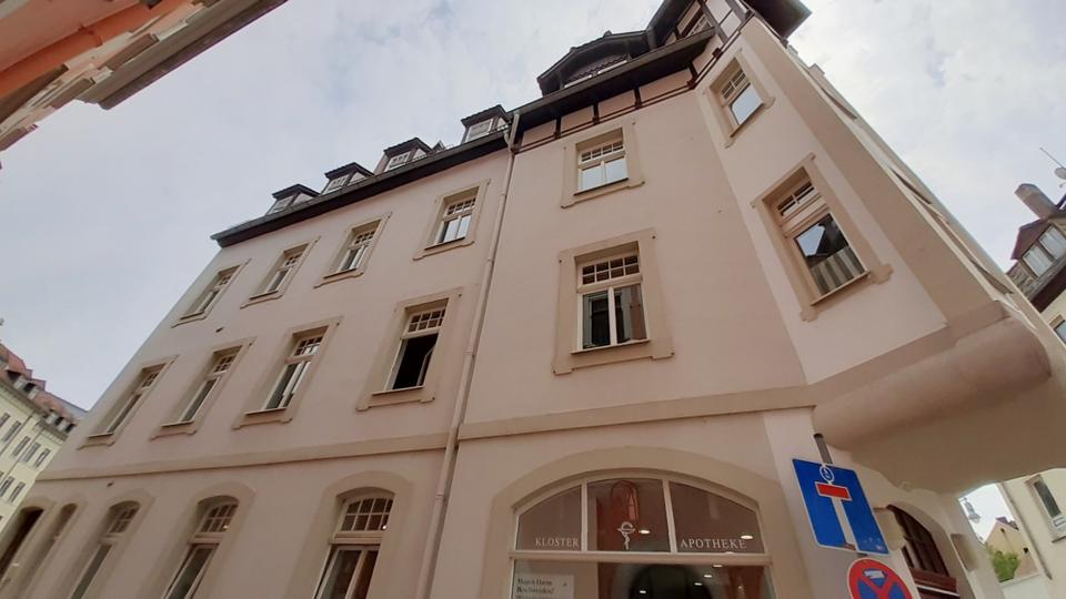 Gut geschnittene Praxisfläche in Altstadtlage – 2. OG mit Aufzug – Mieterwünsche willkommen zimmer