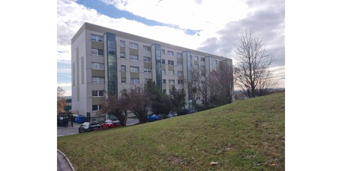 Etagenwohnung Crimmitschau - 3 Zimmer, 69 m&sup2;, 27.000&euro; | Angebot:26081046