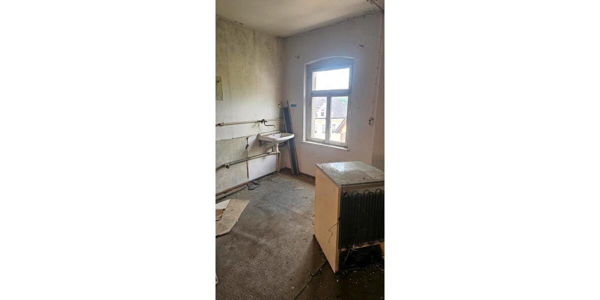 Mehrfamilienhaus, Wohnhaus Eisenberg - 4 Zimmer, 160 m&sup2;, 14.000&euro; | Angebot:26948555