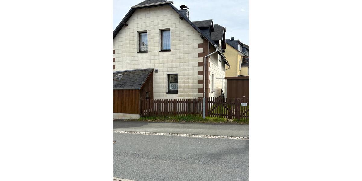Einfamilienhaus Langenwetzendorf - 5 Zimmer, 144 m&sup2;, 103.000&euro; | Angebot:26267983