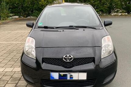 Toyota Yaris 170.000 km 2.000 € Meerane 08393