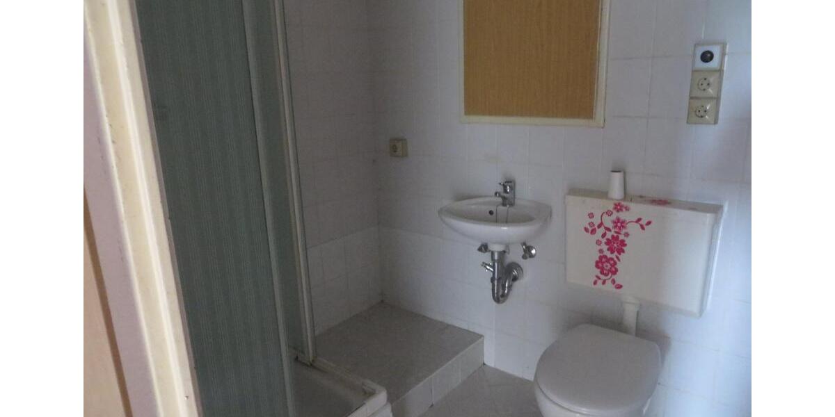 Etagenwohnung Bad Klosterlausnitz - 5 Zimmer, 115 m&sup2;, 205.000&euro; | Angebot:27017034