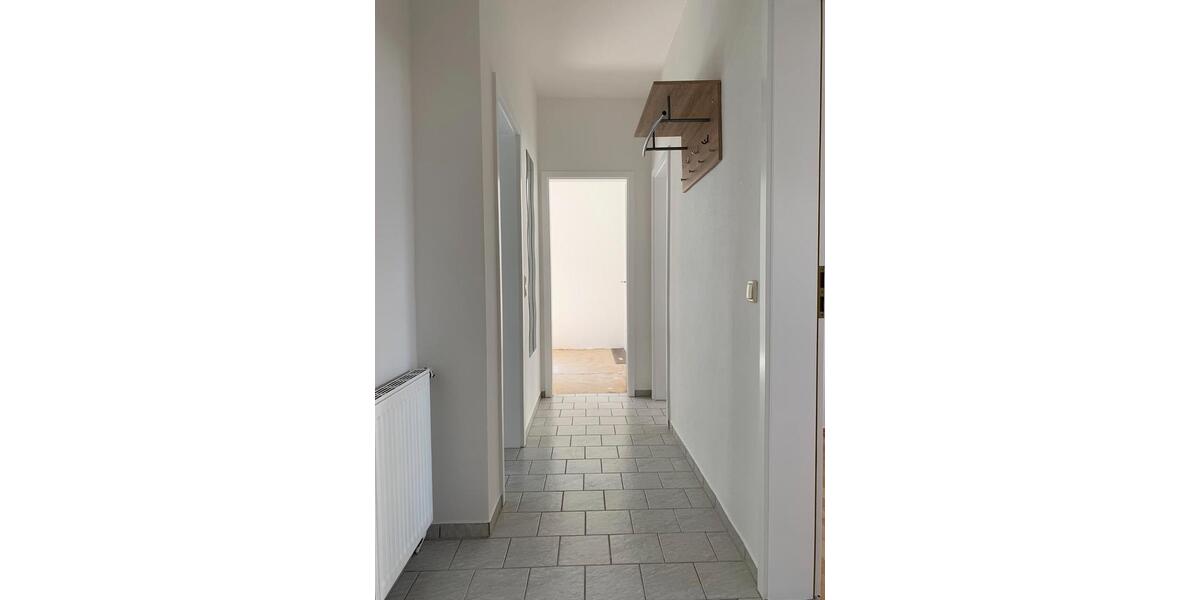 Hochparterre Schmölln - 3 Zimmer, 52 m&sup2;, 337&euro; | Angebot:26582885