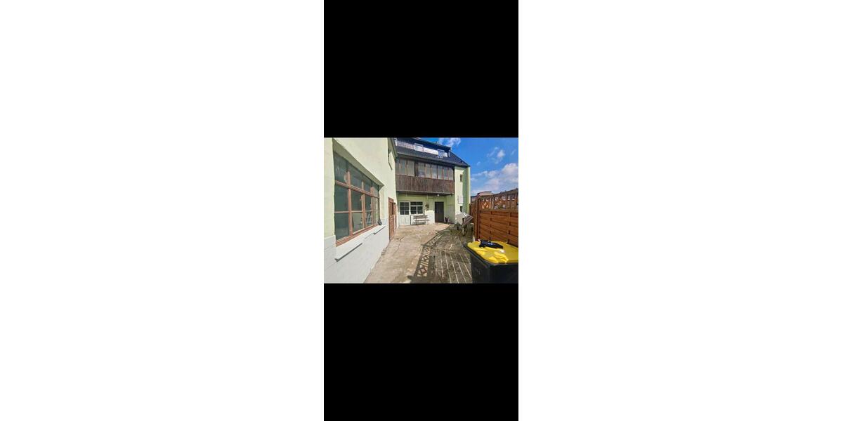 Etagenwohnung Greiz - 10 Zimmer, 170 m&sup2;, 70.000&euro; | Angebot:27416503