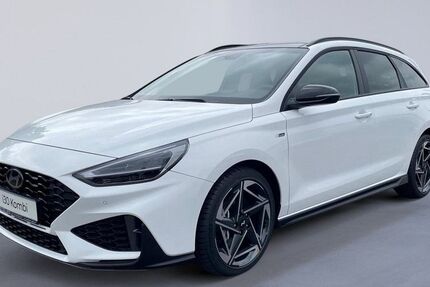 Hyundai i30 2.500 km 31.990 &euro; Zeitz 06712