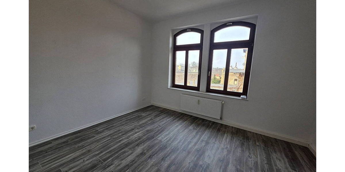 Etagenwohnung CRIMMITSCHAU Crimmitschau - 2 Zimmer, 56 m&sup2;, 392&euro; | Angebot:26236525