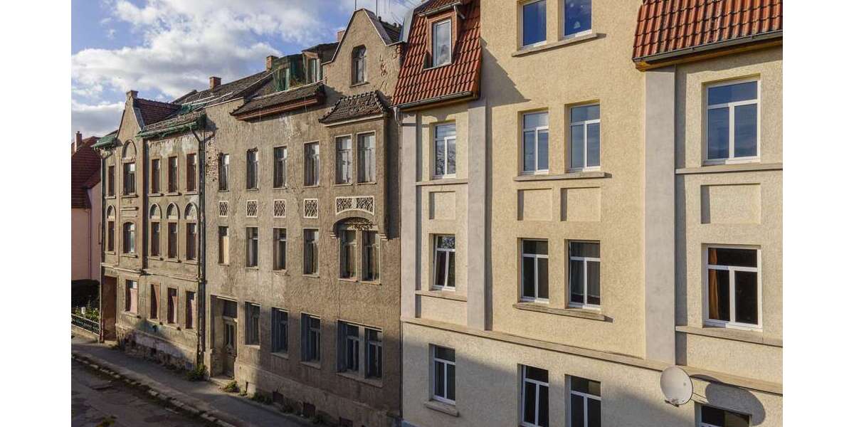 Bauträger aufgepasst! 2 unsanierte MFH mit 836 m² Wfl. in Gera! zimmer