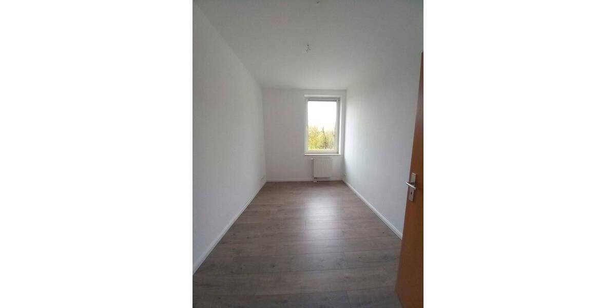 Etagenwohnung Weida Liebsdorf - 3 Zimmer, 90 m&sup2;, 495&euro; | Angebot:26273059