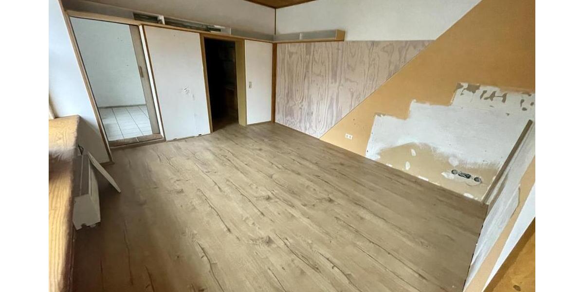 Renovierungsbedürftige Gewerbeeinheit mitten im Zentrum zum Schnäppchenpreis! - Gewerbeobjekt Gera Ostviertel | Angebot:26383746