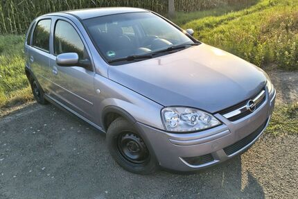 Opel Corsa 200.000 km 2.350 &euro; Lödla 04617
