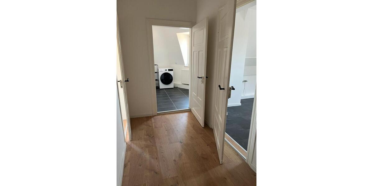 Etagenwohnung Crimmitschau - 2 Zimmer, 56 m&sup2;, 320&euro; | Angebot:26266397