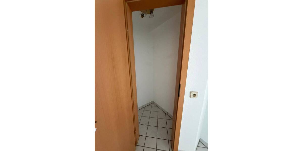Etagenwohnung Gera Ostviertel - 4 Zimmer, 110 m&sup2;, 772&euro; | Angebot:26740550