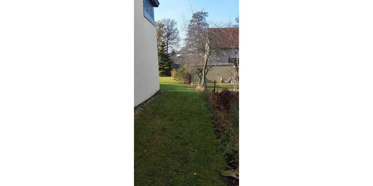 Dachgeschoßwohnung Triptis - 2 Zimmer, 65 m&sup2;, 430&euro; | Angebot:26035228