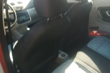 Skoda Fabia 161.000 km 600 &euro; Stößen 06667