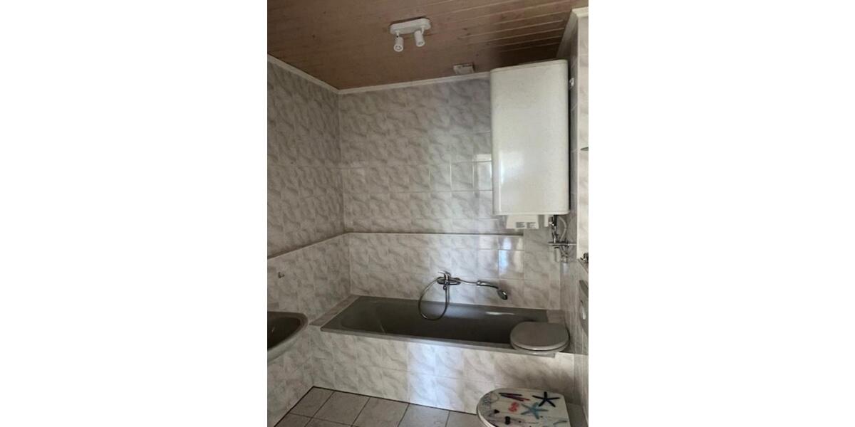 Etagenwohnung Triptis - 2 Zimmer, 56 m&sup2;, 390&euro; | Angebot:24506736